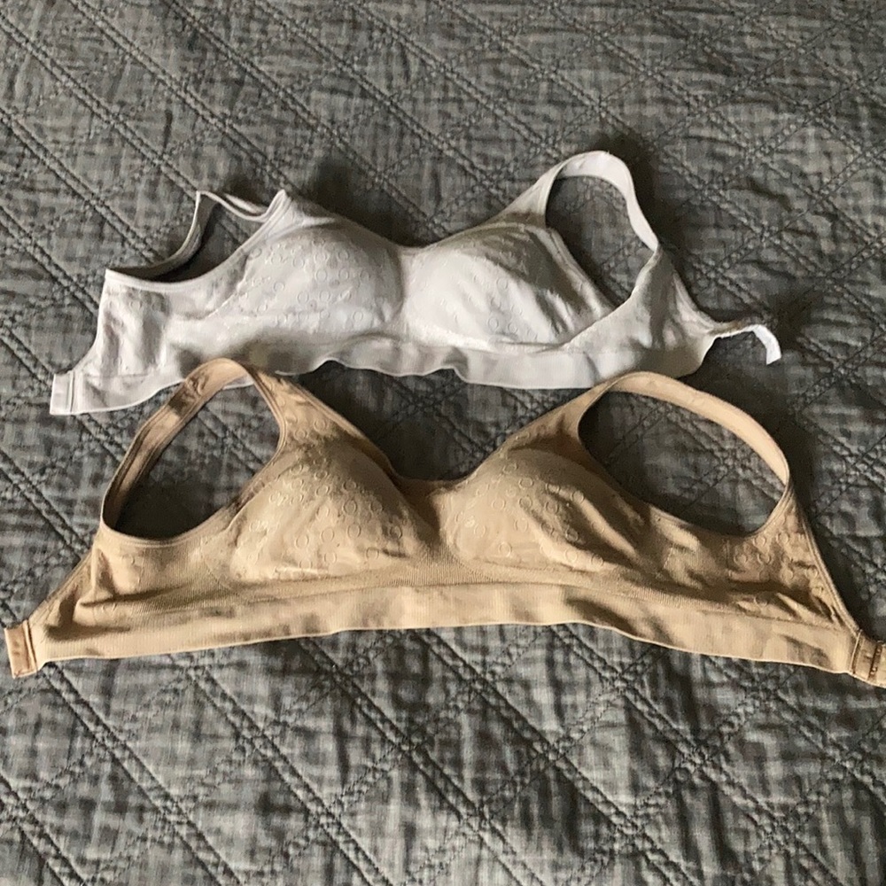 Lot of 2 Bali Bras